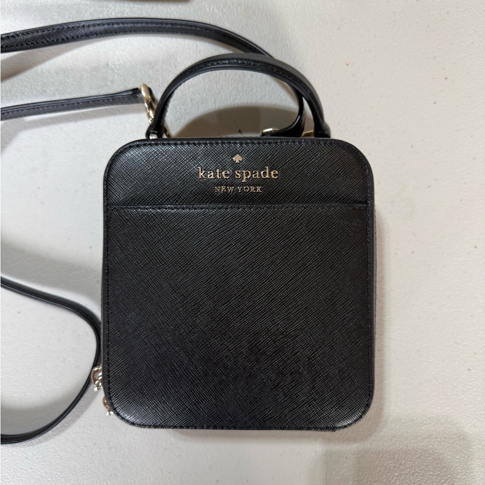 Kate Spade Elegant Black Crossbody Bag
